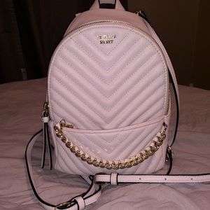 ✨Victoria secret backpack✨